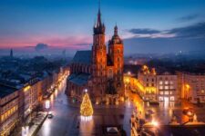 Krakow (Poland): 2 nights in 4-No.23 Premium Aparthotel incl. flights 2 travelers £230pp Christmas break, near Old Town Dec 24-26