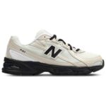 New Balance 740 Trainers in Timberwolf, Sizes 6.5, 7.5 & 9.5 – w/Blue Light Code