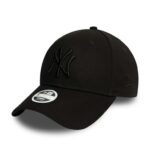 New Era 9FORTY Womens New York Yankees Adjustable Cap (One Size)