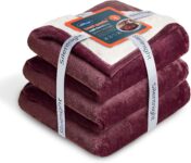 Silentnight Heat Genie Self Heating Giant Blanket – Cosy Warm Sherpa Fleece Throw with Unique Foil Layer to Retain Heat – Extra Large Reversible for Sofa Couch Bed Camping – 180x240cm, Berry
