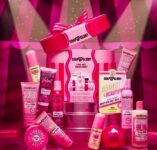 Soap & Glory A Pink-Tinted World Of Wonder 12 Piece Gift Set