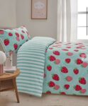 Strawberry Reversible Duvet – Single – Free C&C