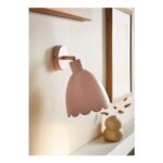 ValueLights Millie Pink Flower Scallop Wall Light