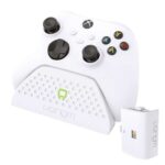 Venom Charging Dock with Rechargeable Battery Pack – White (Xbox Series X & S/Xbox One)