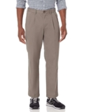 Amazon Essentials Mens Classic-Fit Wrinkle-Resistant Pleated Chino Trousers (Available in Big and Tall)