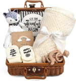 Baby Shower Gifts, New Baby Boy Gift, Baby Hampers Gift Basket Unisex, 7 in 1 Newborn Baby Gifts- A Baby Blanket, Lovey Security Blanket, Bib, Wooden Rattle Toy, Socks, Baby Boy Gifts