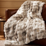 Bedsure Faux Fur Throw Blanket Fluffy Bubble, 130 x 170 cm, Beige