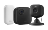Blink Outdoor 4 Camera Blink Mini 2K Indoor Camera (Black), Sync Module Core included