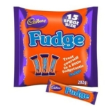 Cadbury Fudge Treatsize Chocolate Bag 202g