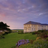 Cornwall clifftop stay 2 people – 4 Polurrian on the Lizard – inc breakfast £27.50 dining credit pp indoor pool w/ code