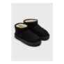 Girls Black Snug Boots (Younger 10-Older 5)