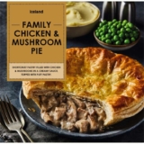 Iceland Family Chicken & Mushroom Pie/Cheese & Onion Pie 700g