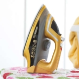 JML Phoenix Gold – Ceramic Steam Iron with Built-In Steam Generator