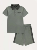 Khaki Embroidered Polo and Shorts Outfit – 3 – 4 Yrs – 5 – 6 Yrs / 6 – 10 Yrs £6 / 10 £7 – Free C&C