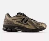 New Balance 1906R Shoes