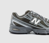 New Balance 740 V2 Trainers Black Metallic Castlerock, Size 3.5-7