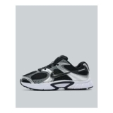 Nike V5 RNR Trainer