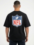 OOSC Mens NFL Oversize Shield T-Shirt – Black T-Shirt (Pack of 1)